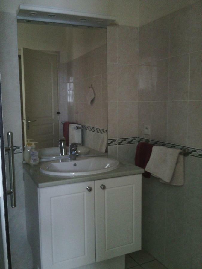 La Roche Bed and Breakfast Saint-Etienne-en-Cogles Εξωτερικό φωτογραφία