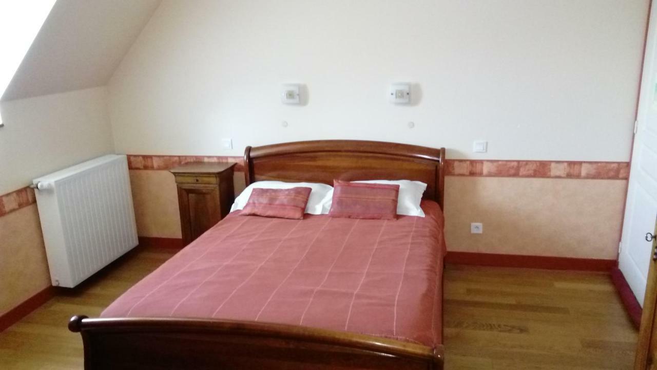 La Roche Bed and Breakfast Saint-Etienne-en-Cogles Εξωτερικό φωτογραφία