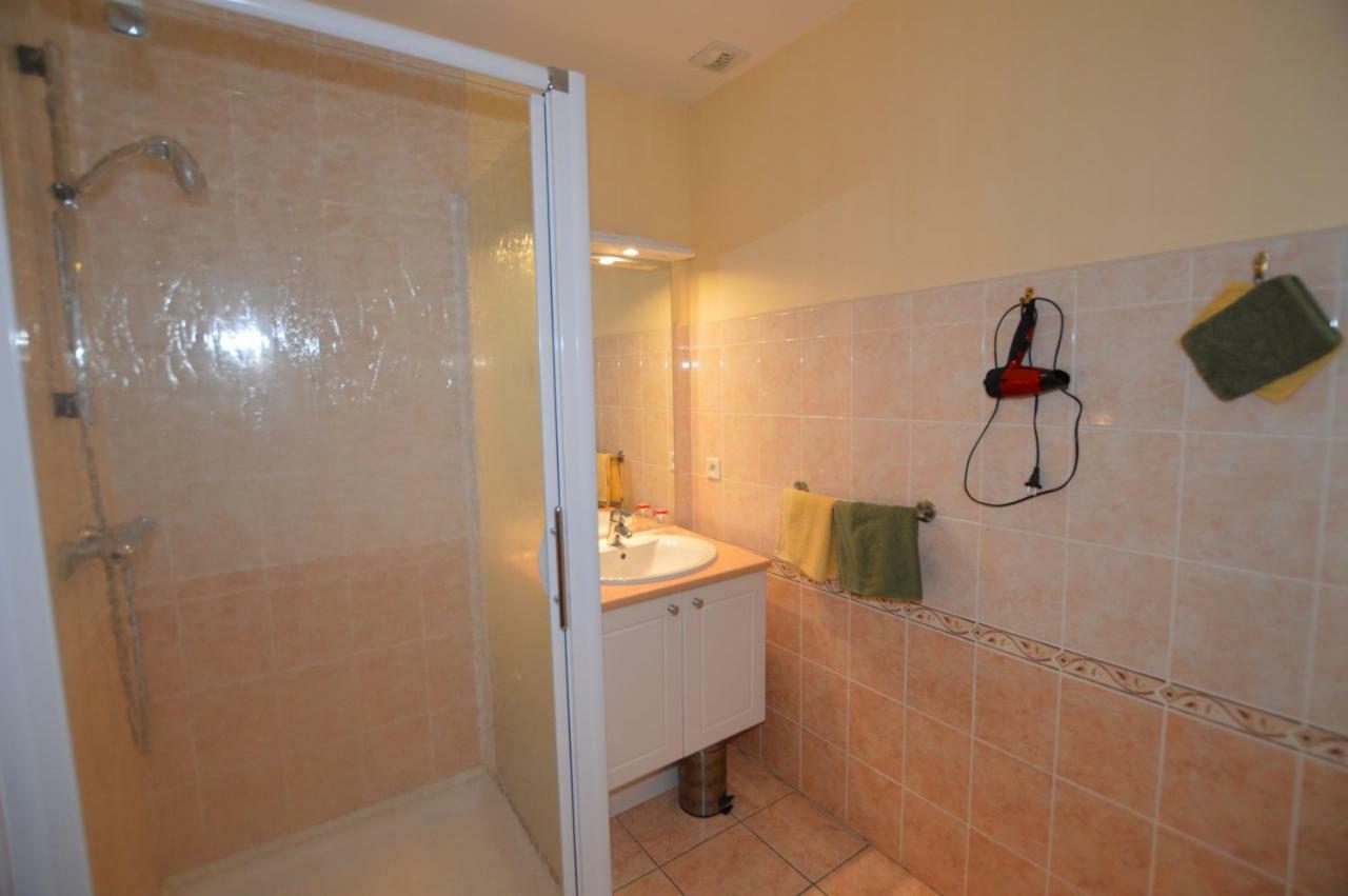 La Roche Bed and Breakfast Saint-Etienne-en-Cogles Εξωτερικό φωτογραφία